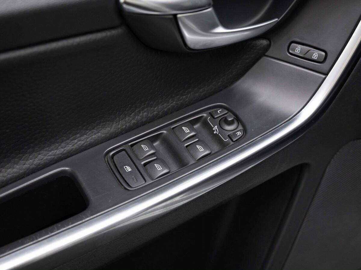 Купить Вольво ИксЦ60, 2013, 280 000 км.. Фото: #16