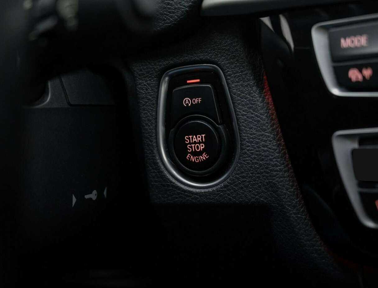 Купить БМВ 3 серии, 2016, 188 888 км.. Фото: #20