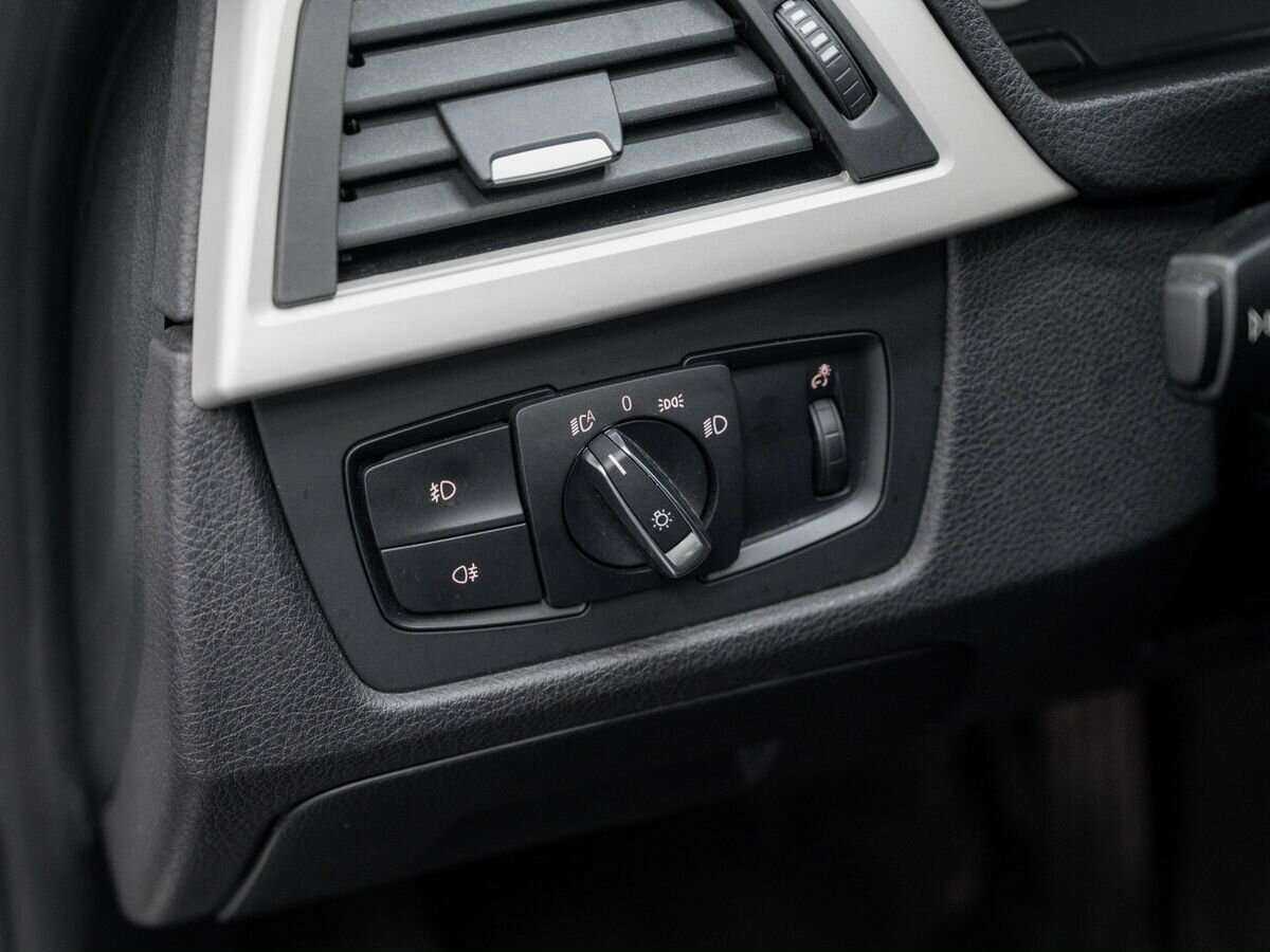 Купить БМВ 3 серии, 2015, 133 632 км.. Фото: #15