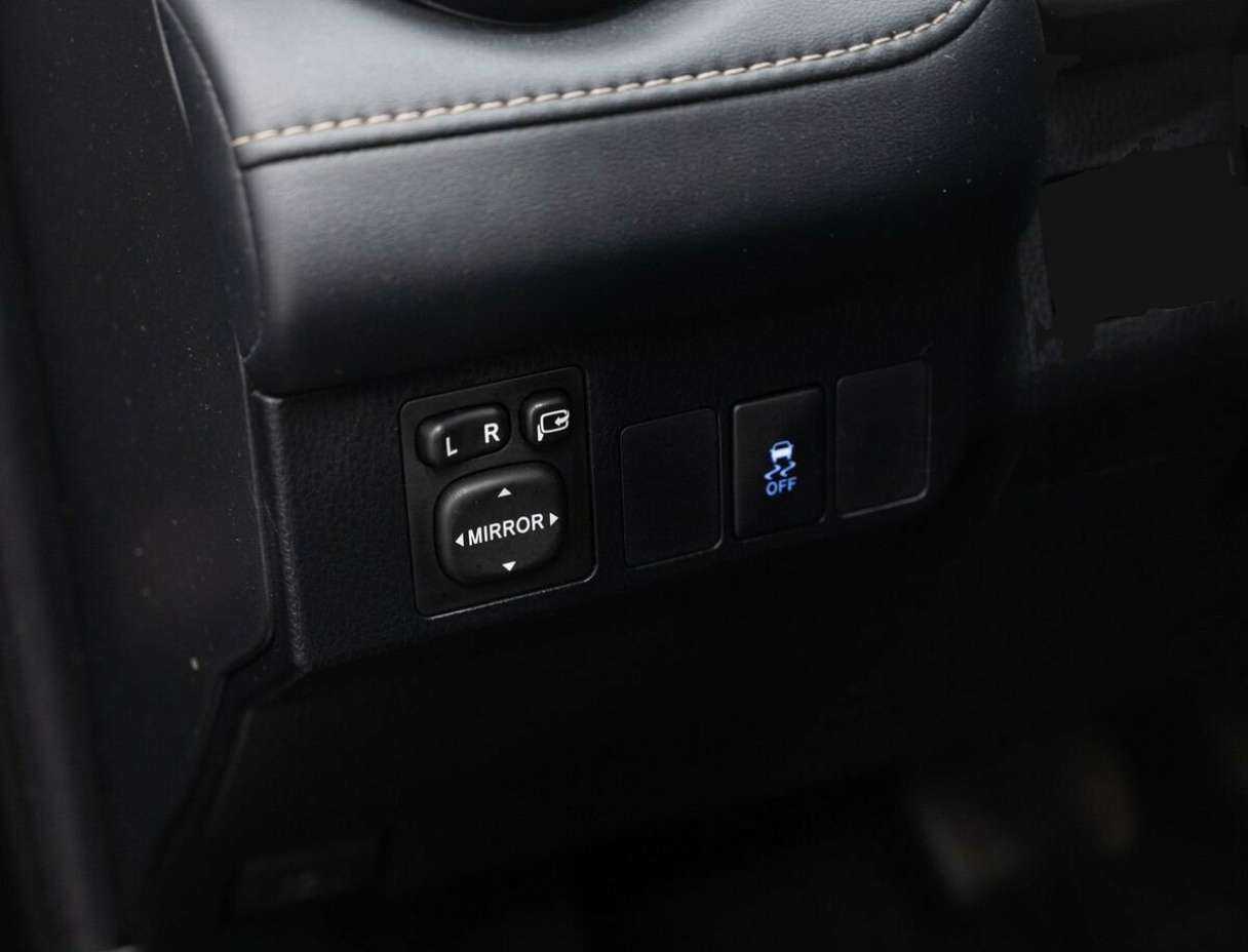 Купить Тойота Рав4, 2014, 86 501 км.. Фото: #17