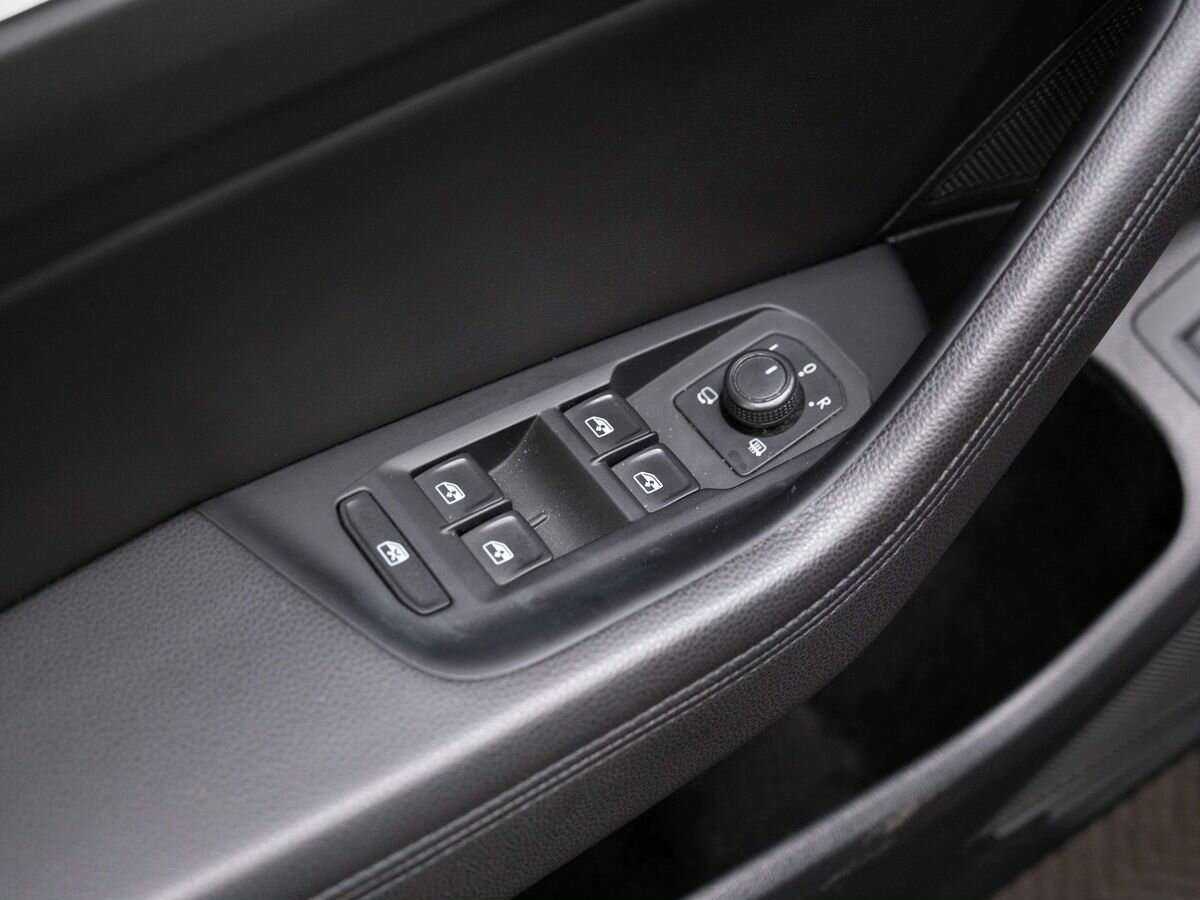 Купить Фольксваген Пассат, 2019, 133 248 км.. Фото: #22