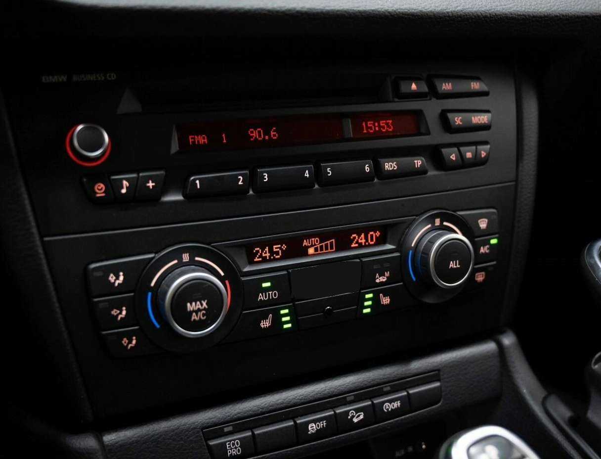 Купить БМВ Икс1, 2013, 146 000 км.. Фото: #17