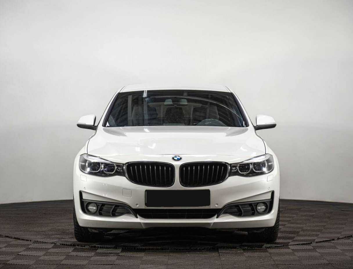 Купить БМВ 3 серии, 2017, 135 000 км.. Фото: #1