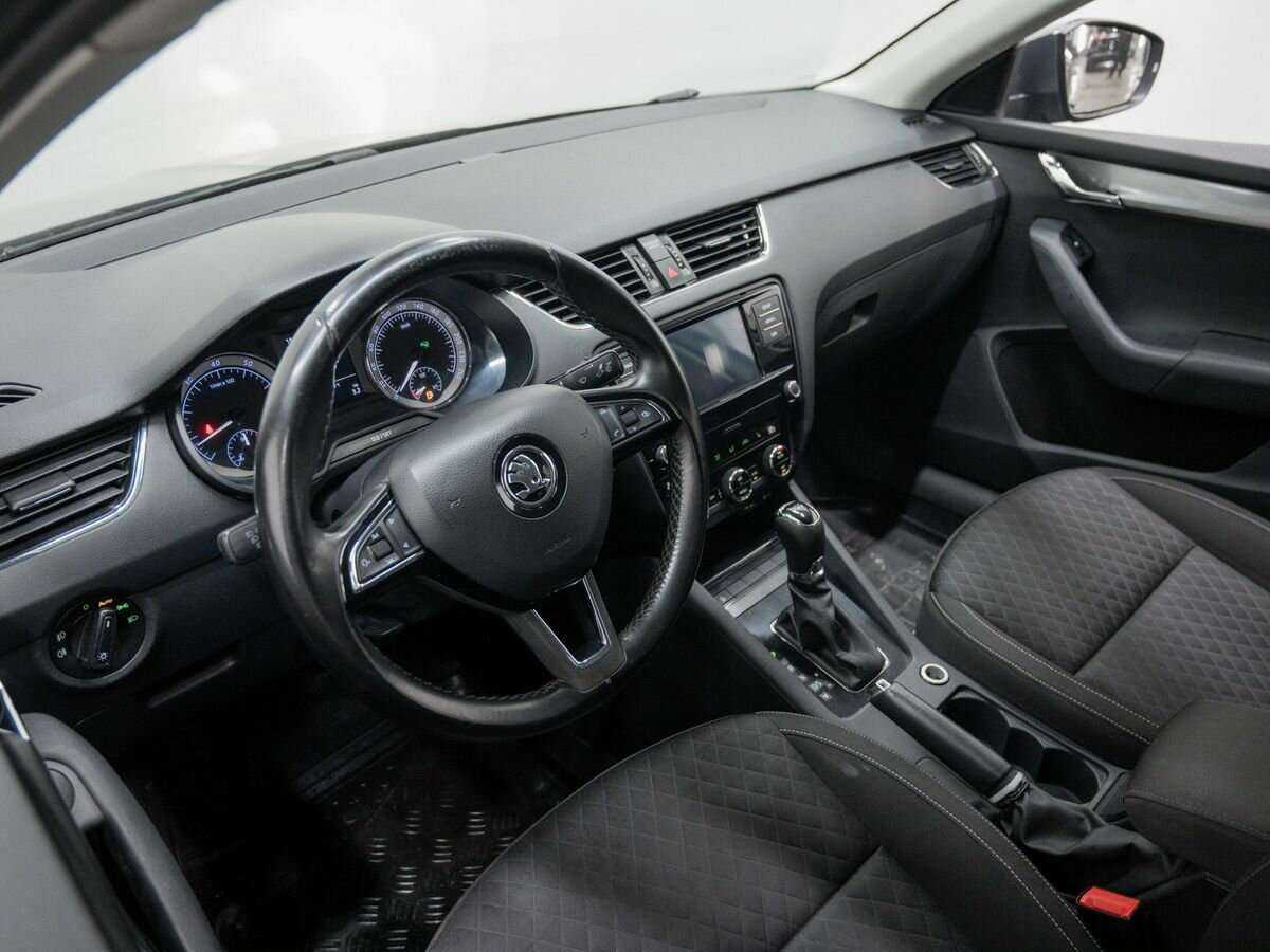 Купить Шкода Октавия, 2017, 175 299 км.. Фото: #9