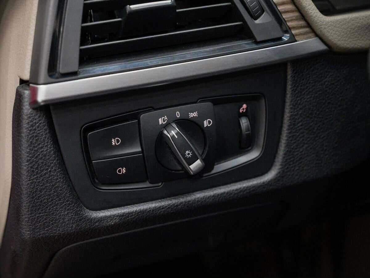 Купить БМВ 3 серии, 2012, 172 807 км.. Фото: #12