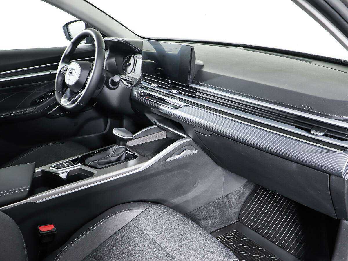 Купить Джили Эмгранд, 2023, 19 209 км.. Фото: #8