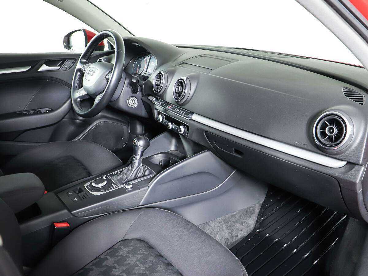 Купить Ауди А3, 2015, 129 365 км.. Фото: #9