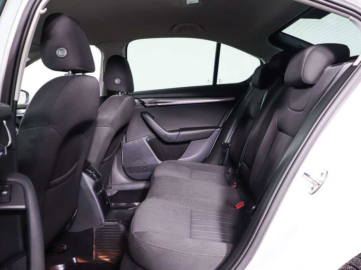 Купить Шкода Октавия, 2019, 49 834 км.. Фото: #9