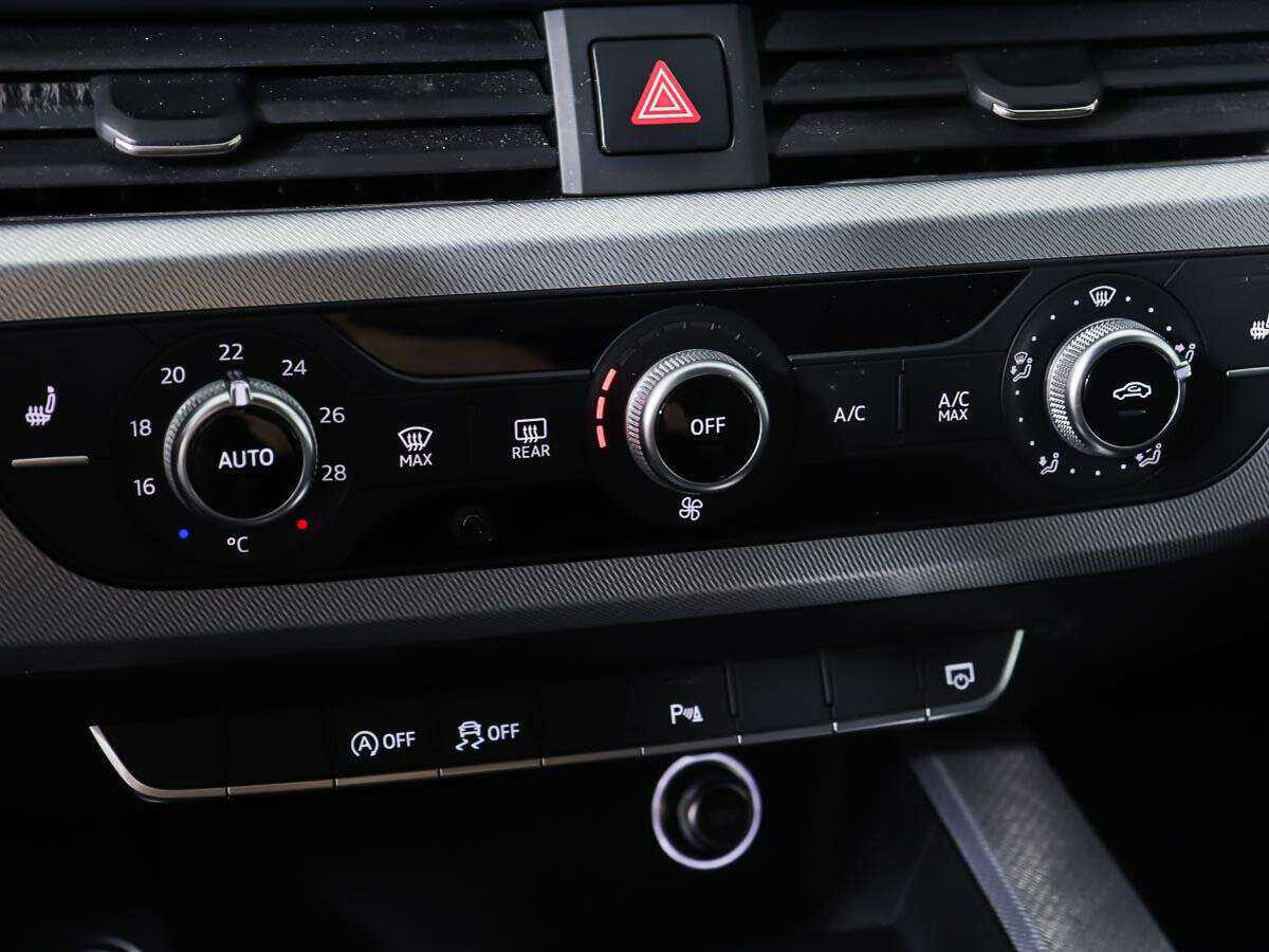 Купить Ауди А4, 2015, 98 000 км.. Фото: #15