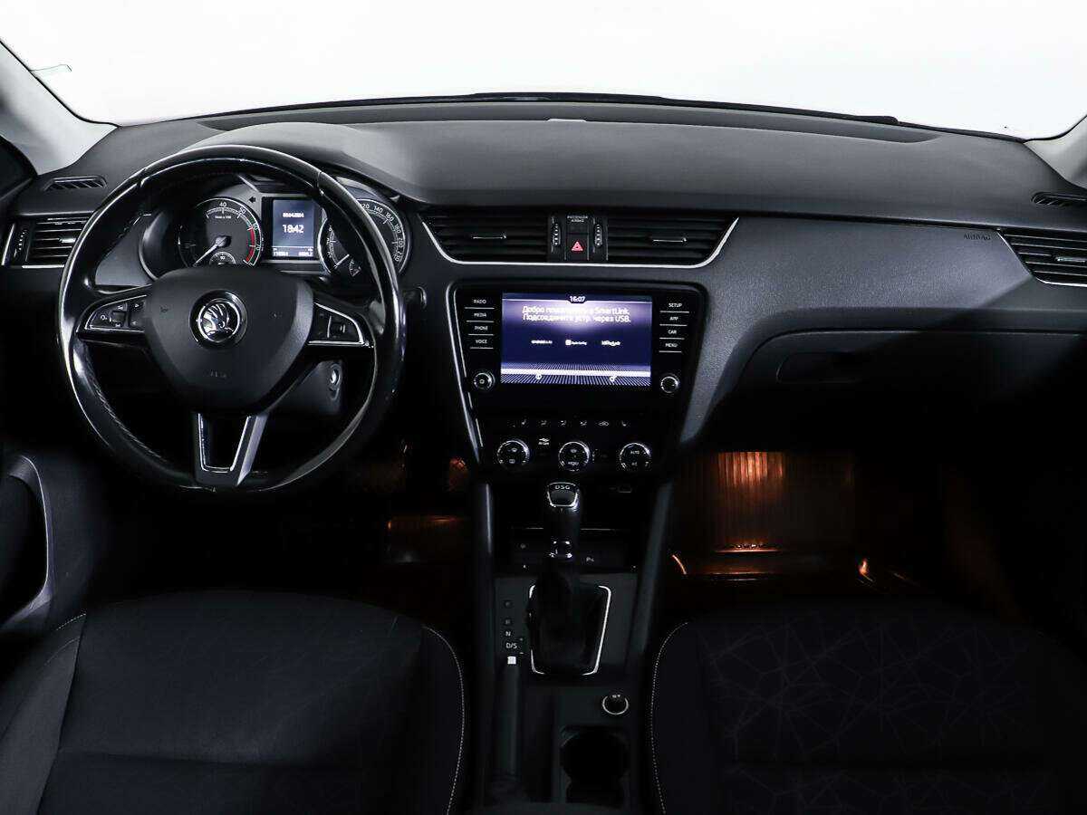 Купить Шкода Октавия, 2018, 110 502 км.. Фото: #11