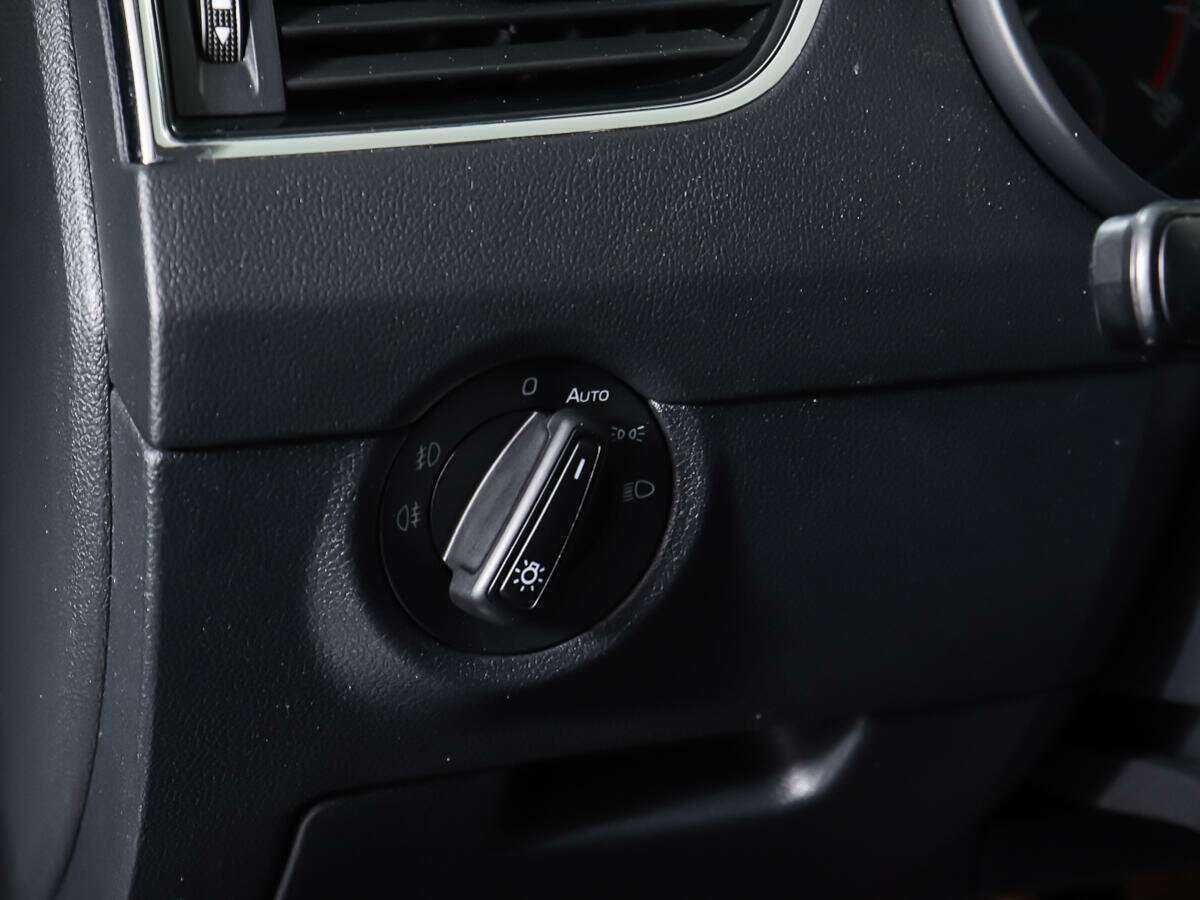 Купить Шкода Октавия, 2018, 110 502 км.. Фото: #16