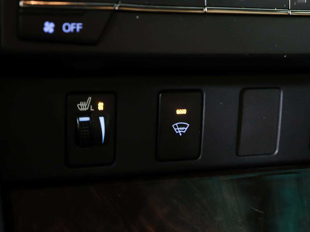 Купить Тойота Камри, 2017, 136 369 км.. Фото: #21