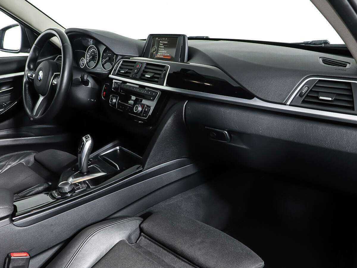 Купить БМВ 3 серии, 2016, 118 900 км.. Фото: #8