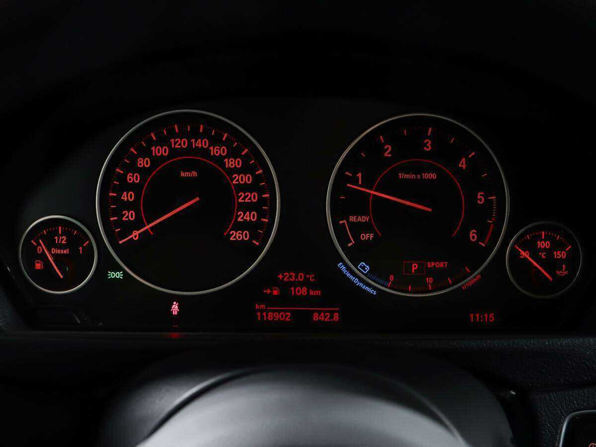 Купить БМВ 3 серии, 2016, 118 900 км.. Фото: #13