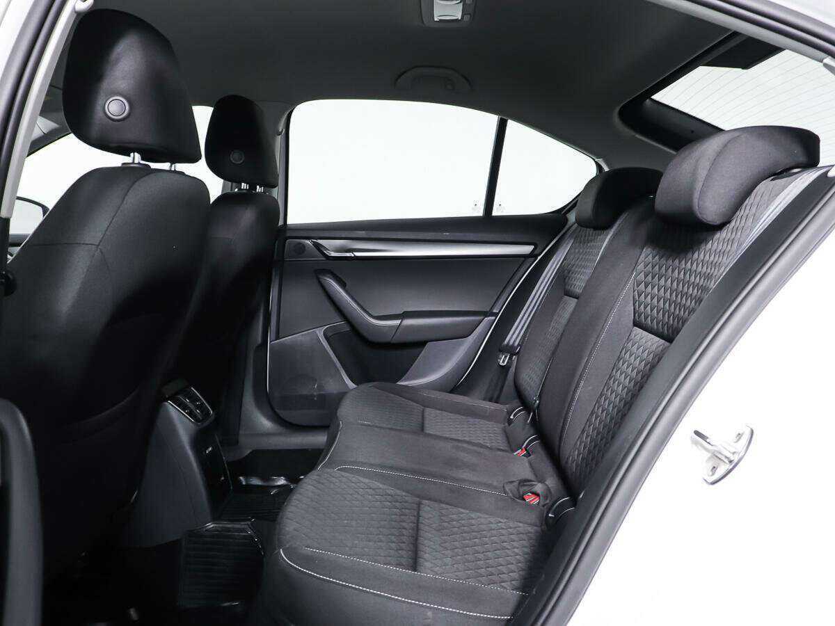 Купить Шкода Октавия, 2018, 53 200 км.. Фото: #10