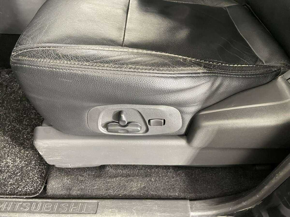 Купить Митсубиши Паджеро, 2012, 264 740 км.. Фото: #9