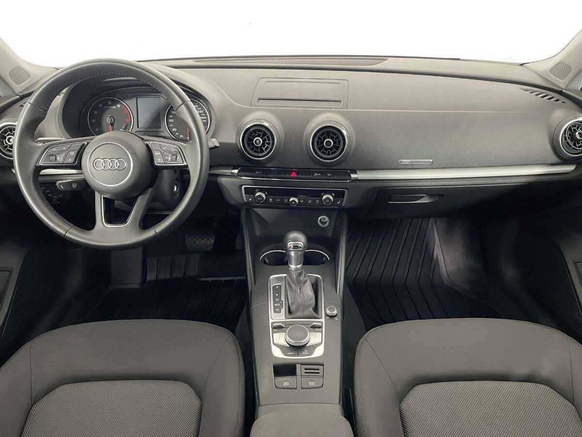 Купить Ауди А3, 2018, 64 930 км.. Фото: #6