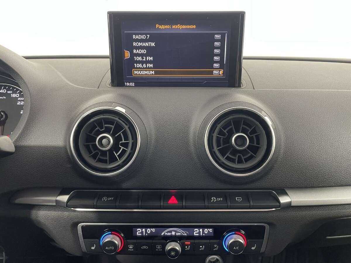 Купить Ауди А3, 2018, 64 930 км.. Фото: #11