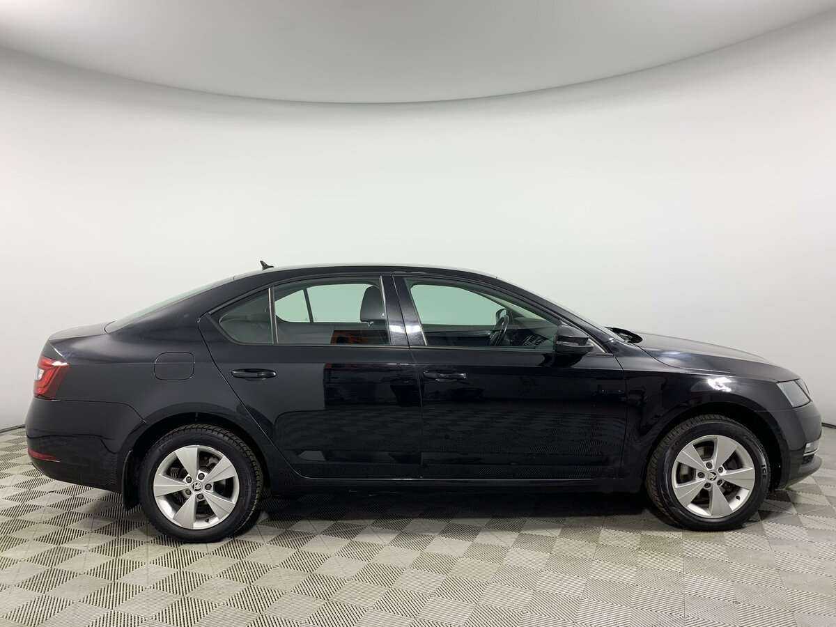 Купить Шкода Октавия, 2018, 142 835 км.. Фото: #3