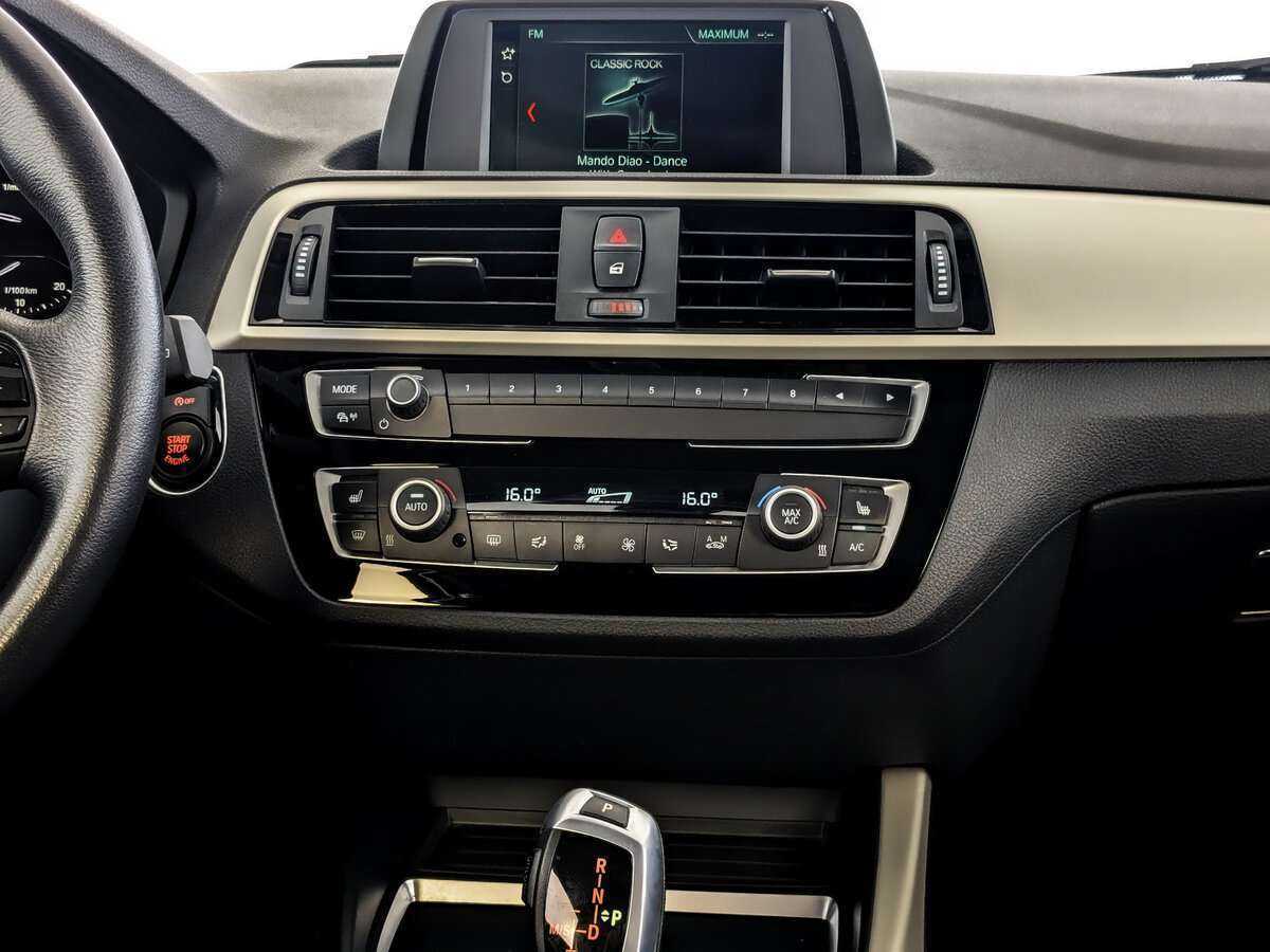 Купить БМВ 1 серии, 2017, 72 778 км.. Фото: #12