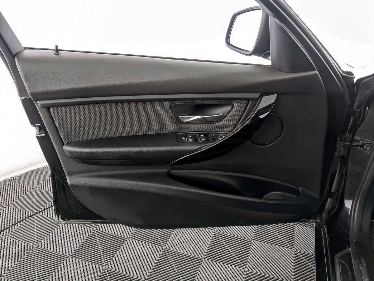 Купить БМВ 3 серии, 2018, 126 815 км.. Фото: #14