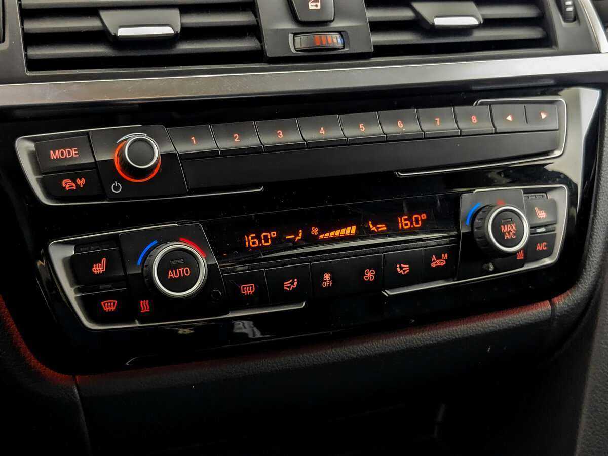 Купить БМВ 3 серии, 2018, 126 815 км.. Фото: #20