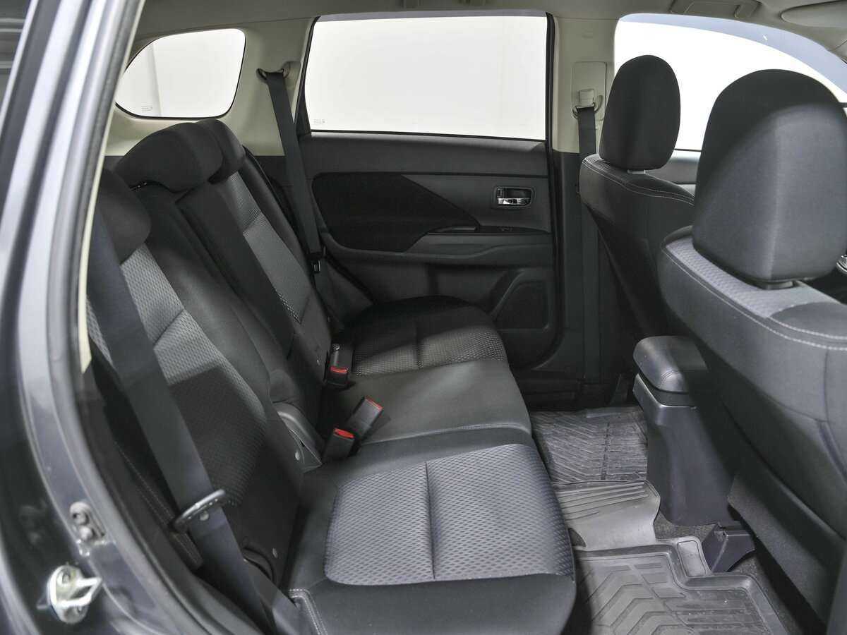 Купить Митсубиши Оутлэндер, 2018, 114 000 км.. Фото: #15