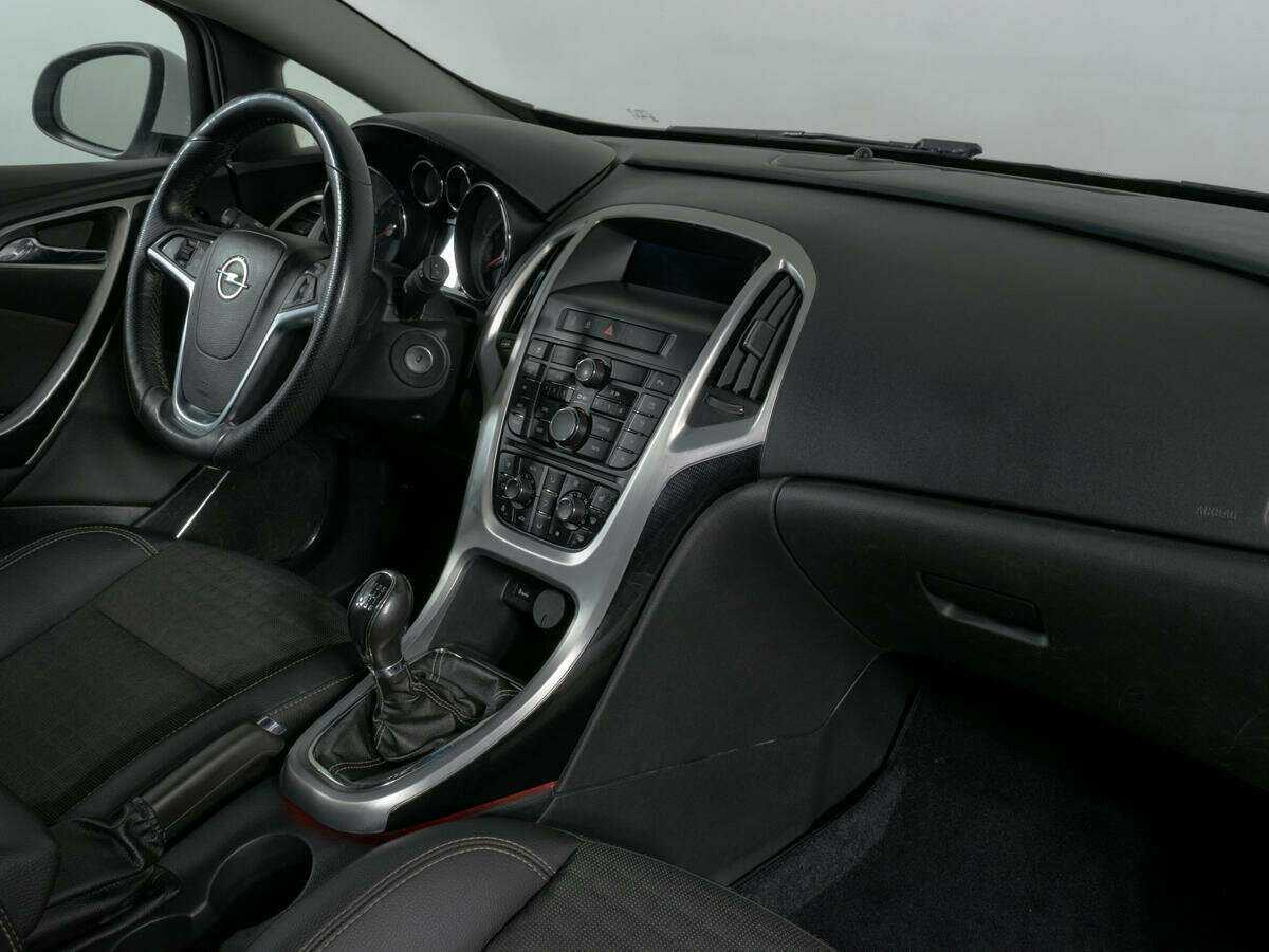 Купить Опель Астра, 2012, 184 154 км.. Фото: #8