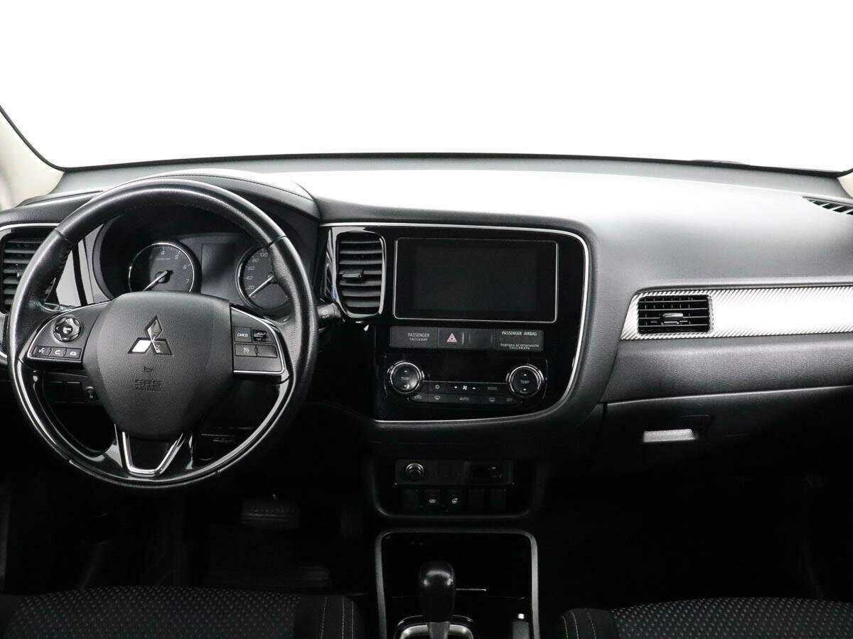 Купить Митсубиши Оутлэндер, 2018, 38 958 км.. Фото: #10