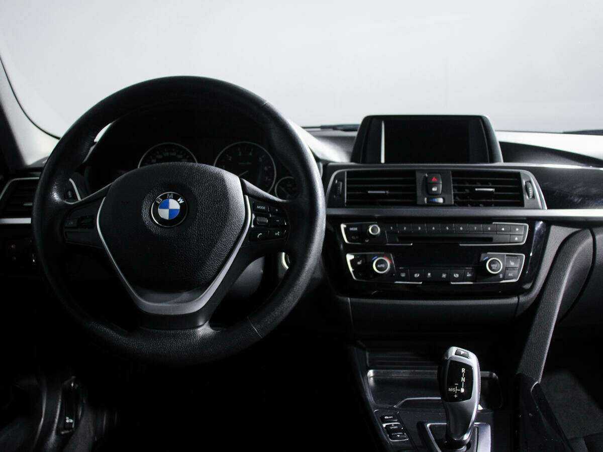 Купить БМВ 3 серии, 2017, 83 152 км.. Фото: #10