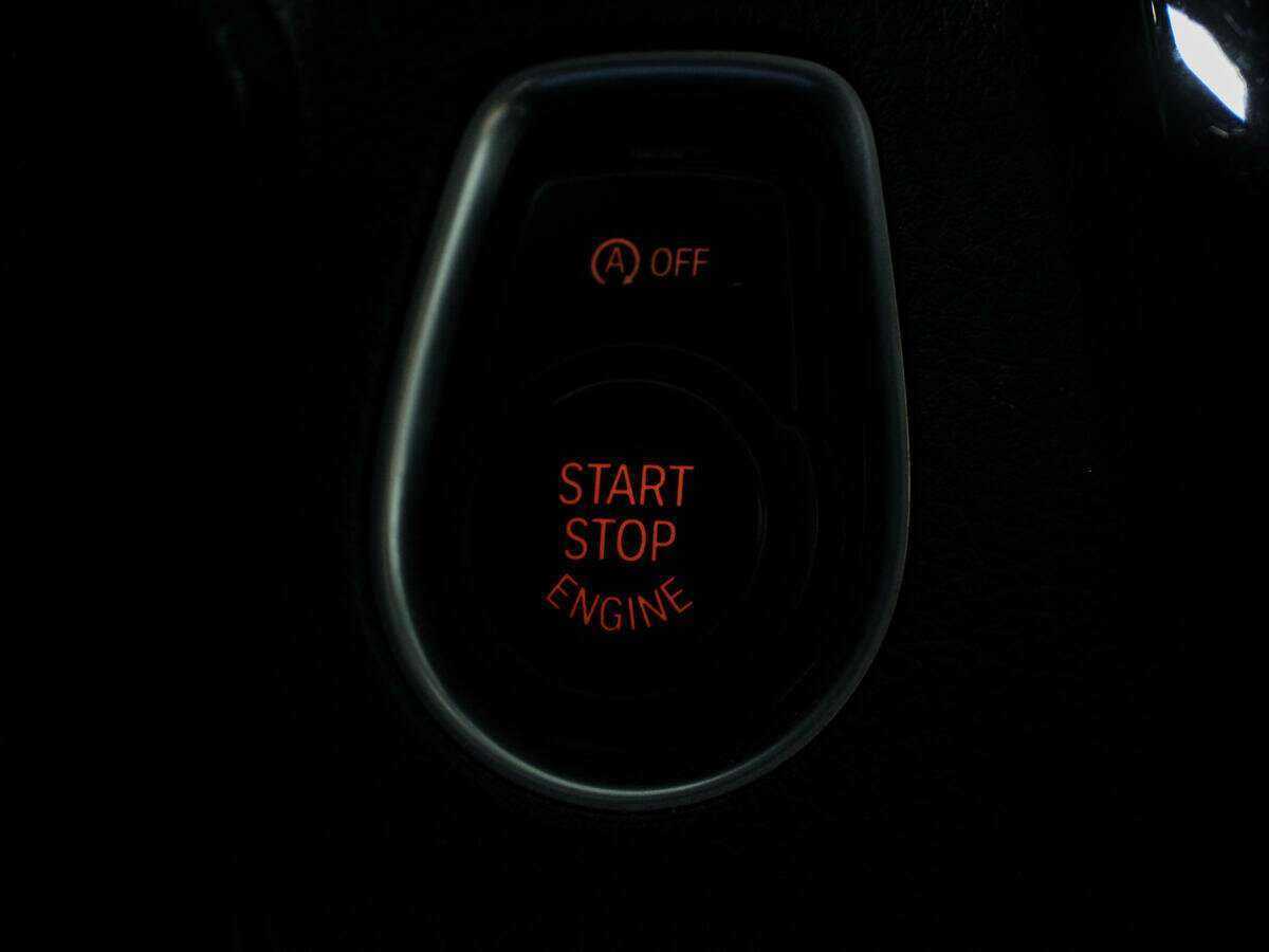 Купить БМВ 3 серии, 2017, 83 152 км.. Фото: #15