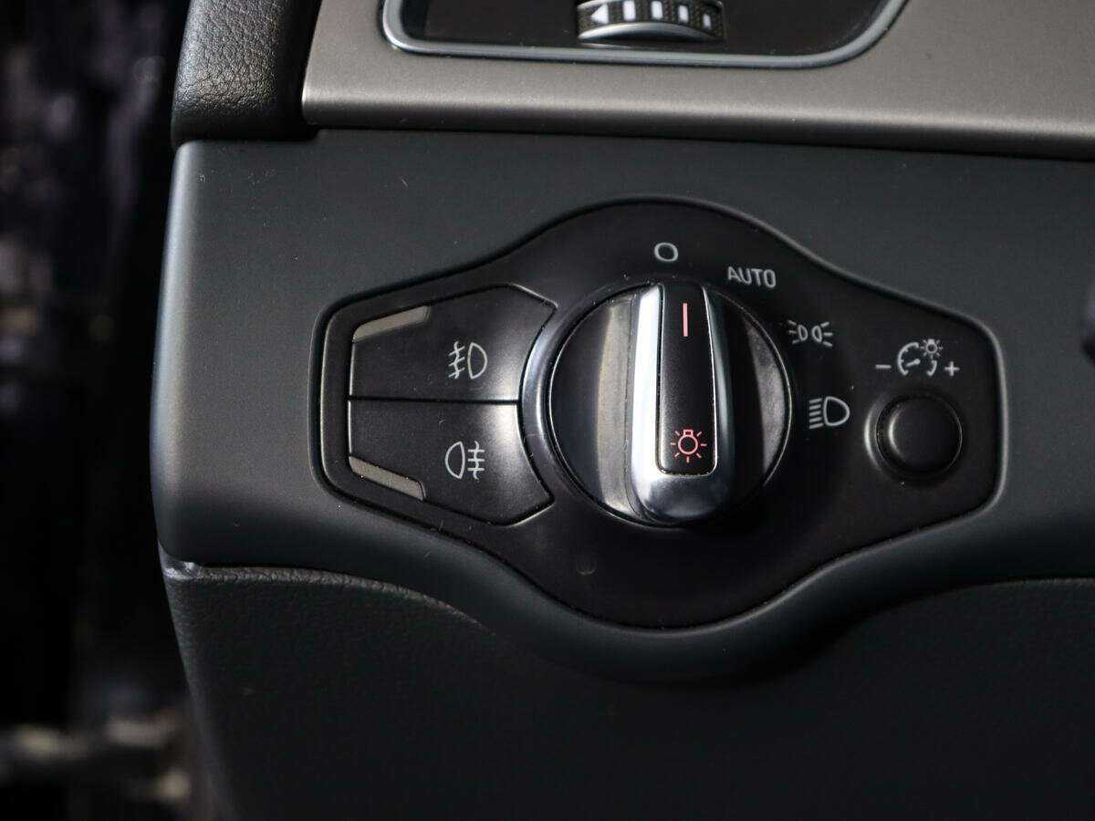 Купить Ауди А4, 2012, 182 500 км.. Фото: #15