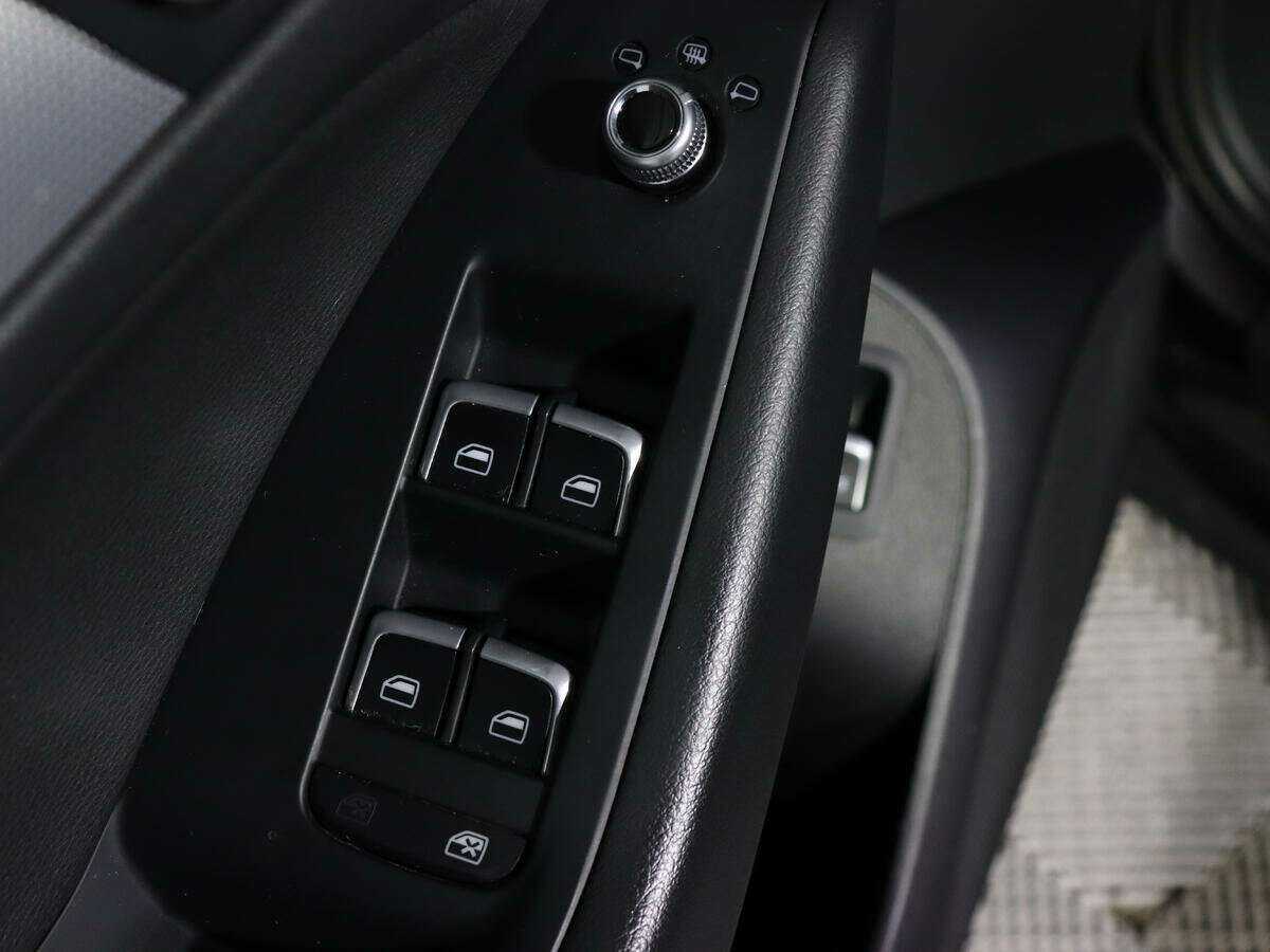 Купить Ауди К5, 2013, 149 338 км.. Фото: #15