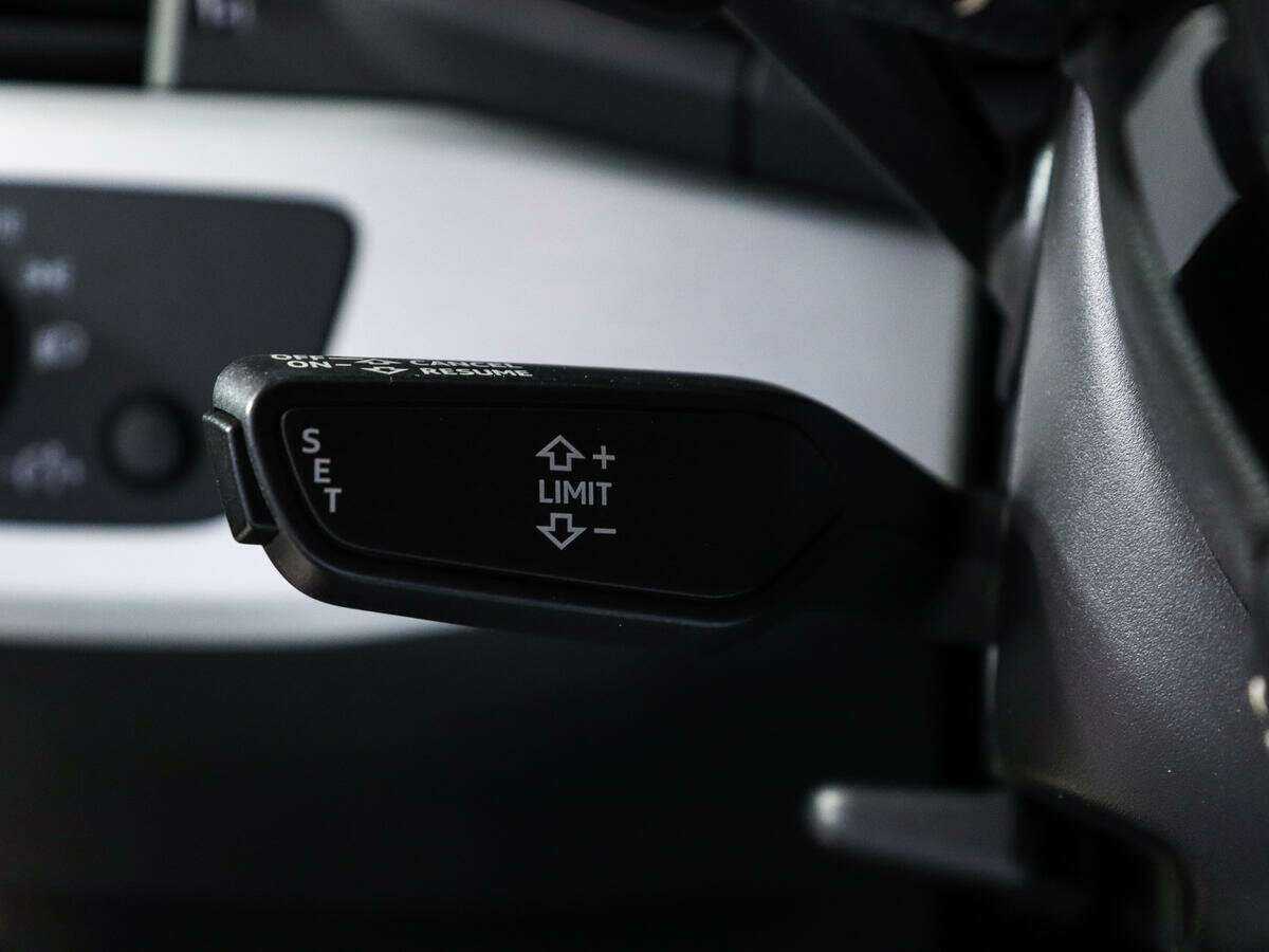 Купить Ауди А4, 2017, 148 000 км.. Фото: #17