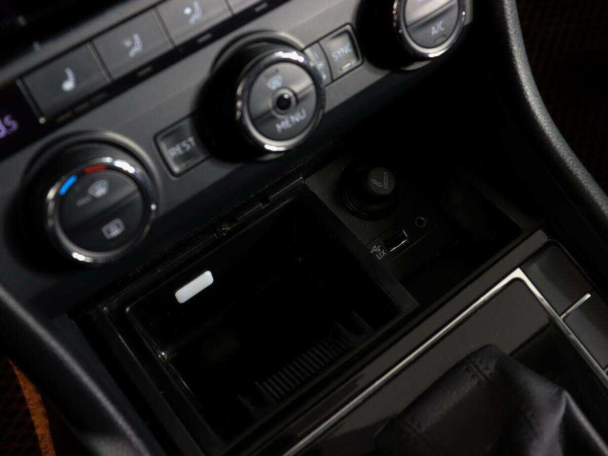 Купить Шкода Суперб, 2015, 139 900 км.. Фото: #17