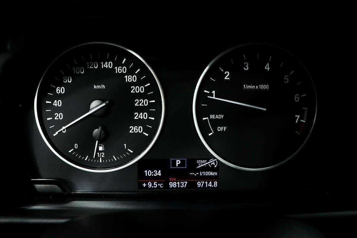 Купить БМВ 1 серии, 2012, 98 135 км.. Фото: #9