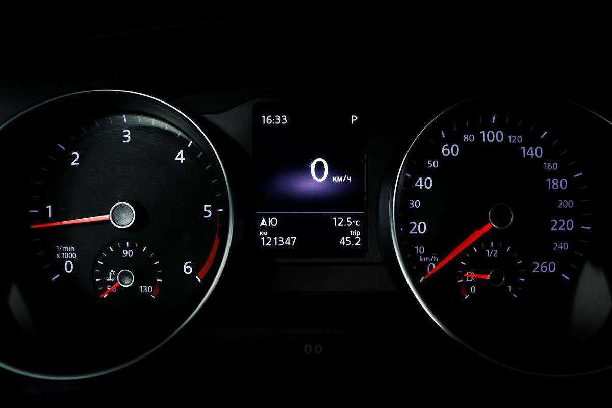 Купить Фольксваген Пассат, 2019, 121 347 км.. Фото: #9