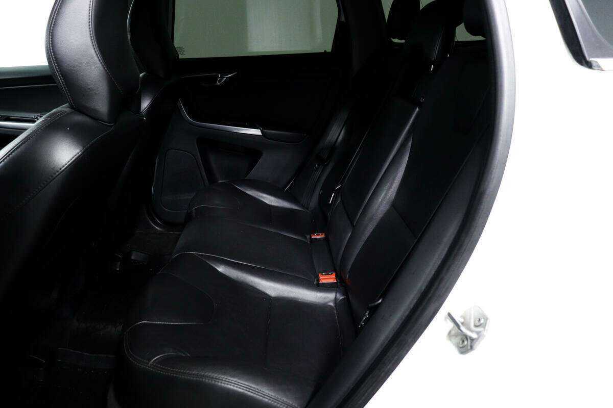 Купить Вольво ИксЦ60, 2016, 149 067 км.. Фото: #11