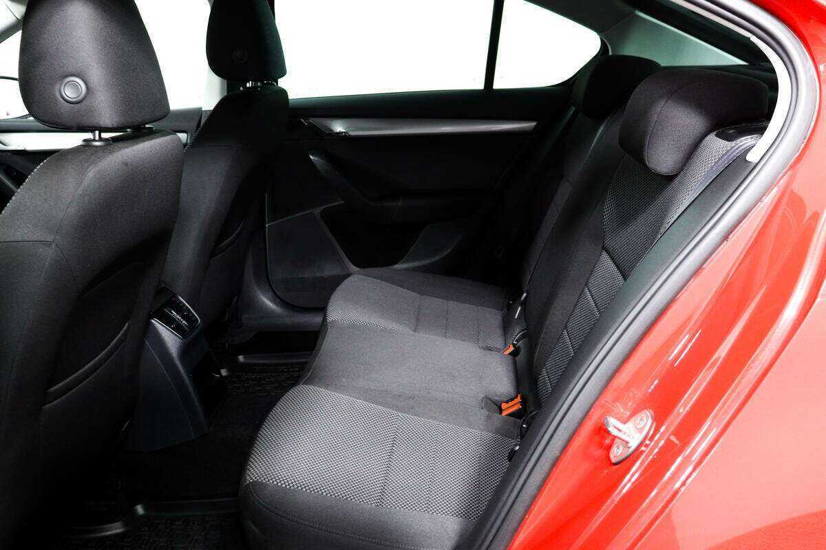 Купить Шкода Октавия, 2015, 183 092 км.. Фото: #10