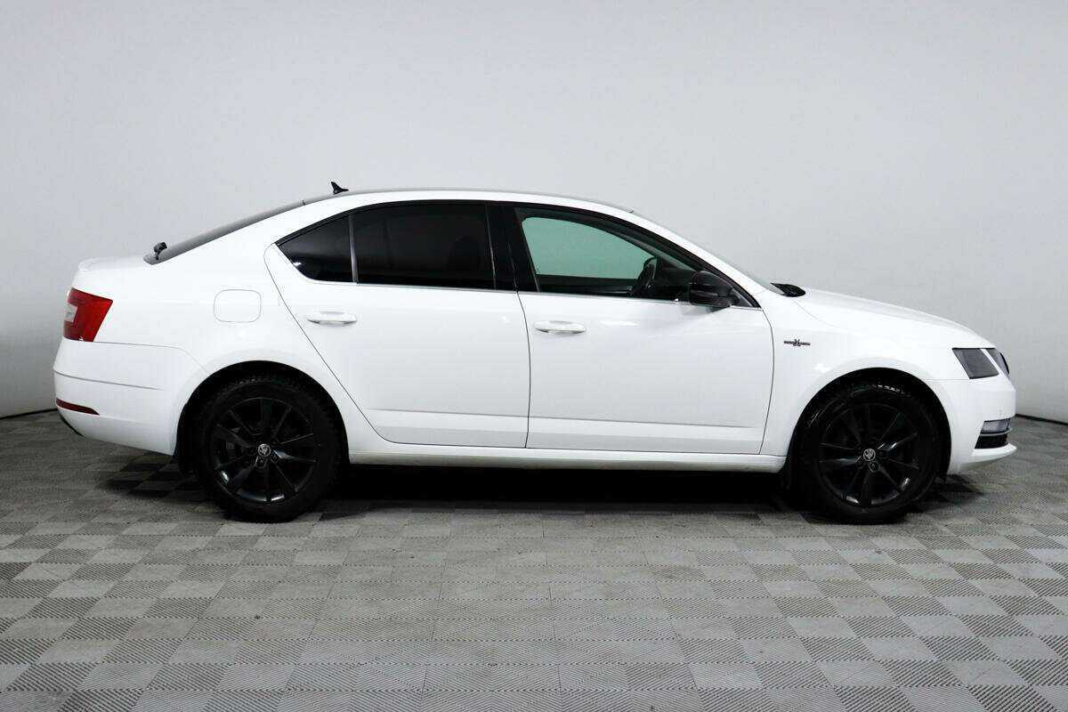 Купить Шкода Октавия, 2020, 115 605 км.. Фото: #3