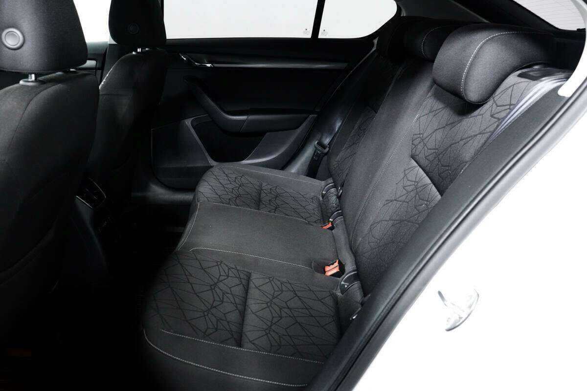 Купить Шкода Октавия, 2020, 115 605 км.. Фото: #11