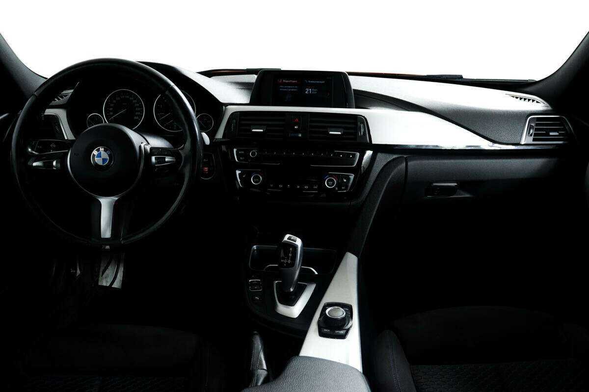 Купить БМВ 3 серии, 2018, 165 656 км.. Фото: #10