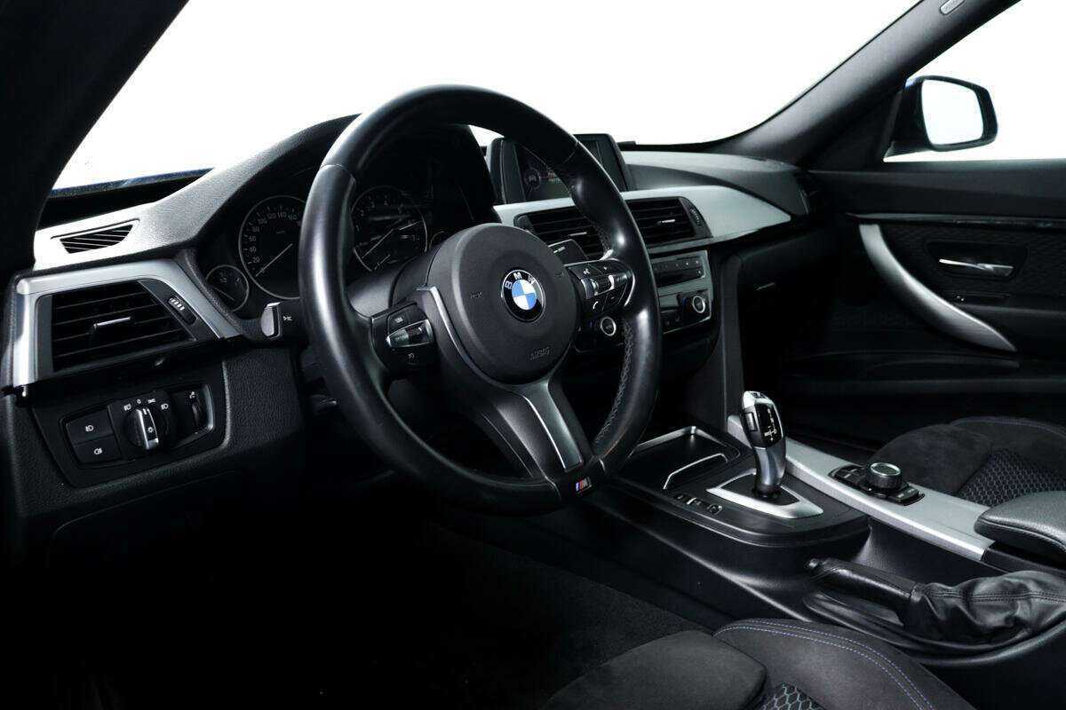 Купить БМВ 3 серии, 2017, 125 196 км.. Фото: #12