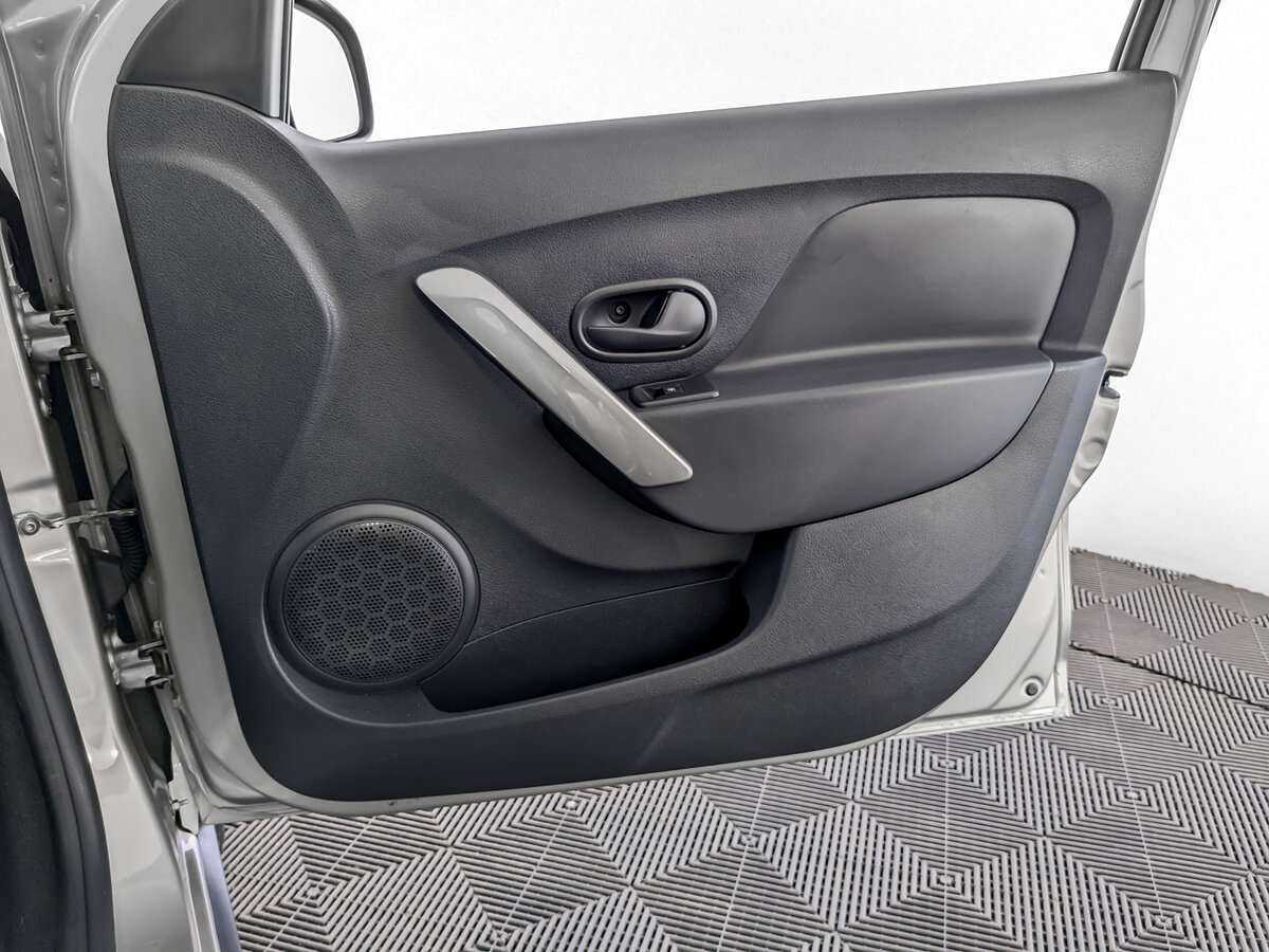 Купить Рено Сандеро, 2021, 52 143 км.. Фото: #21