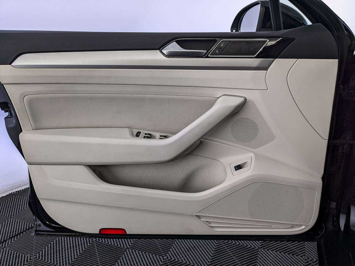 Купить Фольксваген Пассат, 2018, 44 409 км.. Фото: #14