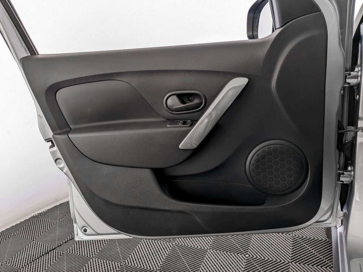 Купить Рено Сандеро, 2021, 14 637 км.. Фото: #18