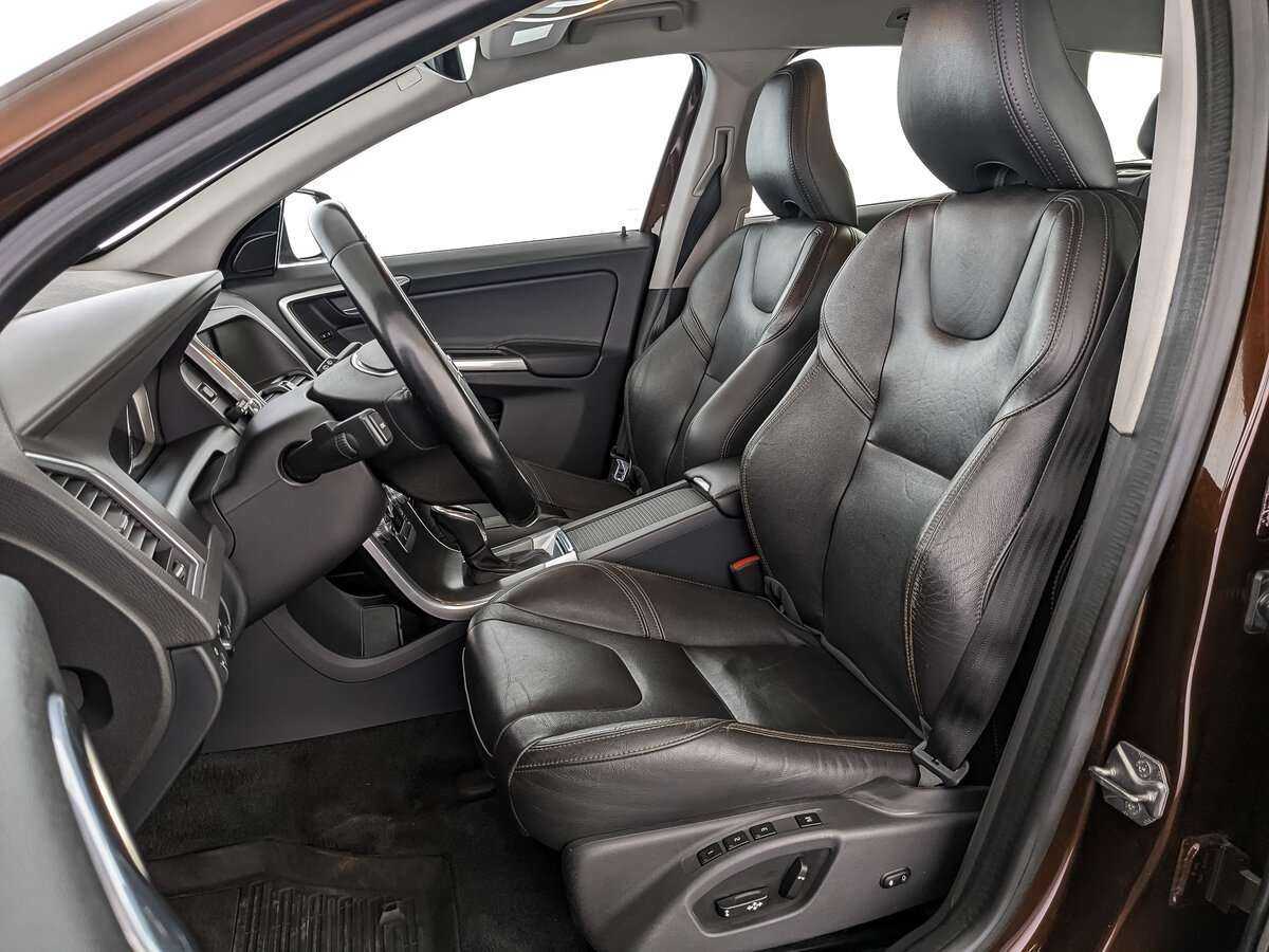 Купить Вольво ИксЦ60, 2015, 139 600 км.. Фото: #15