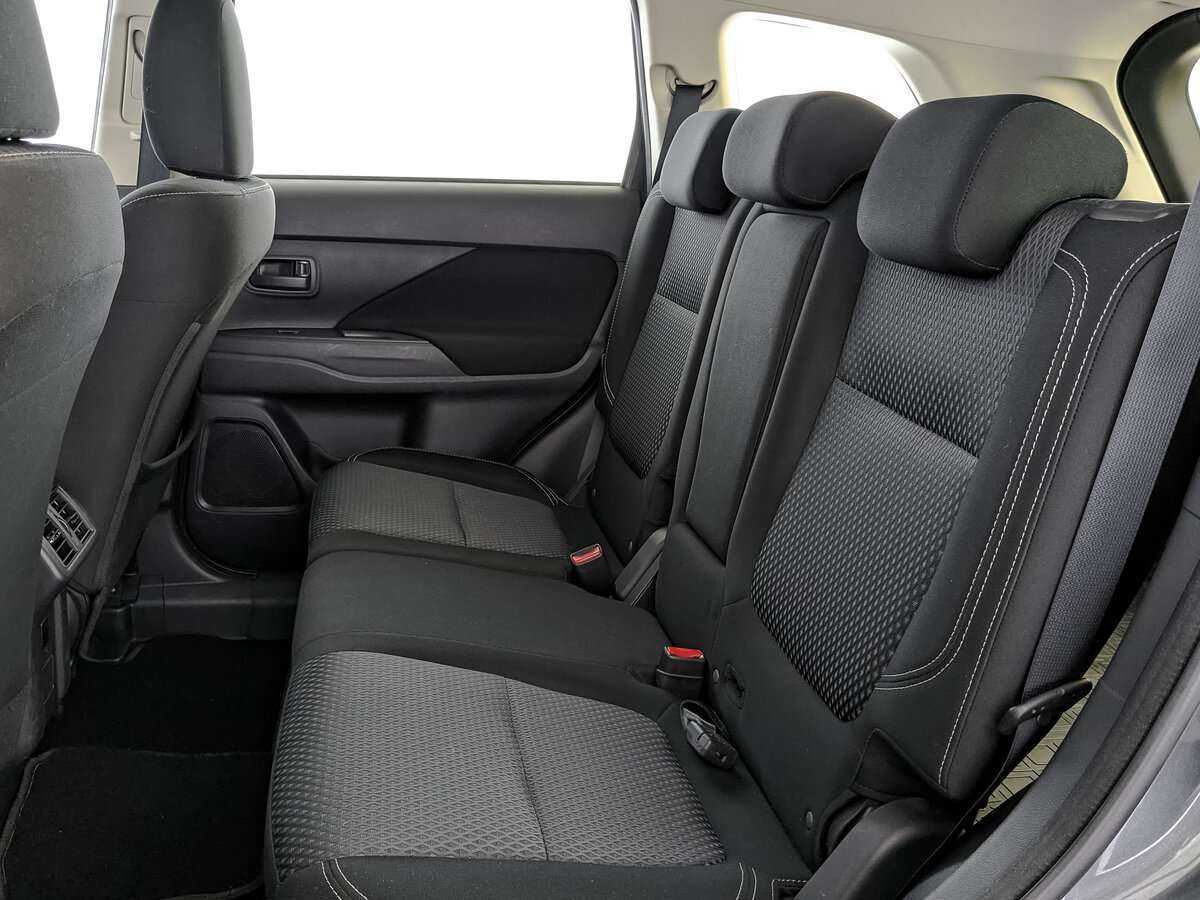 Купить Митсубиши Оутлэндер, 2019, 82 481 км.. Фото: #13