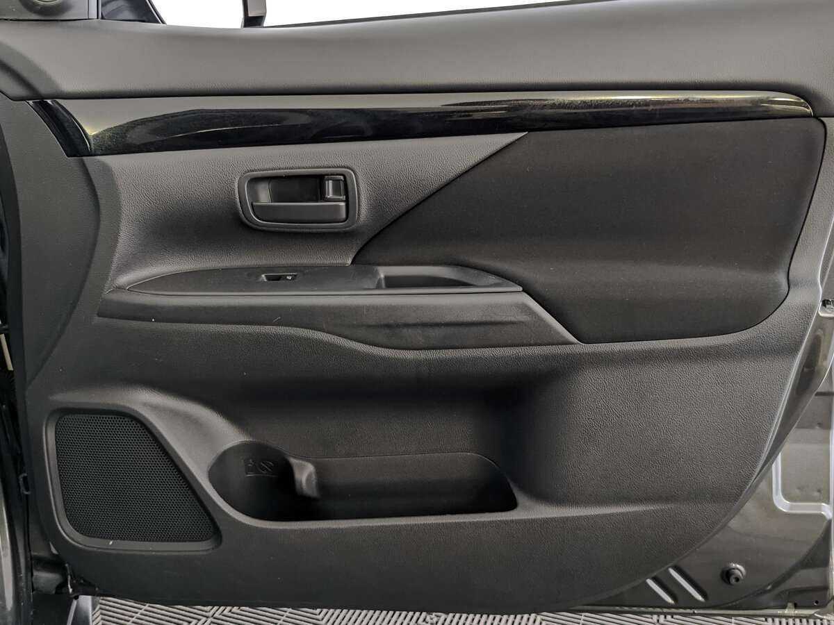 Купить Митсубиши Оутлэндер, 2019, 82 481 км.. Фото: #20