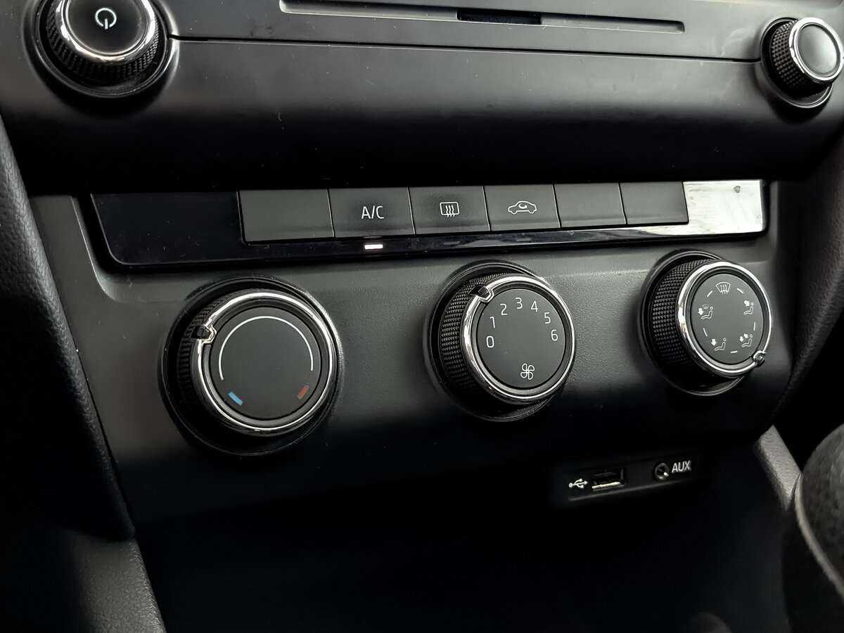 Купить Шкода Октавия, 2015, 147 101 км.. Фото: #16